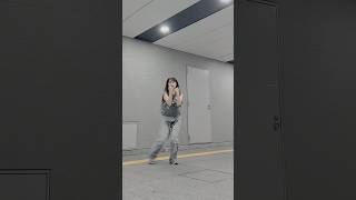 Elegance #putalittleumphinit #jay #hiphop #douyin #dance