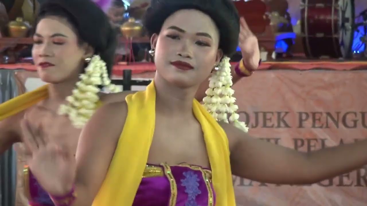 LENGGER GUGAT (WISUDANING ANGGASUTA) X3 || FESTSARAYA || SMAN 1 RAWALO