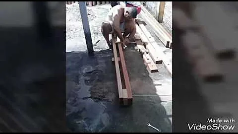 Como colocar pilar de madeira?