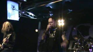 Icon In Me - Empty Hands - Live @ Plan B club, Moscow (05.11.2011) [5/13]