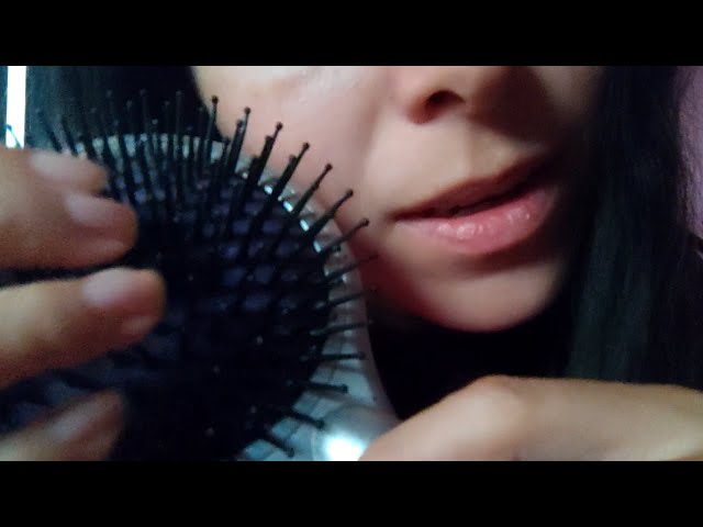 ASMR - MEXENDO NO SEU CABELO BEM DE PERTINHO "TELA VAI ESCURECENDO"