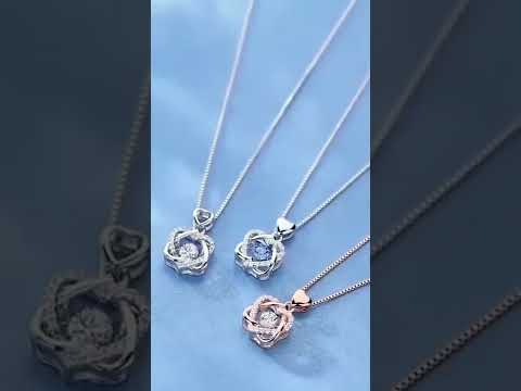 قلادة فاخرة للسيدات مرصعة بأكثر الماسات لامعا رومانسية للغاية