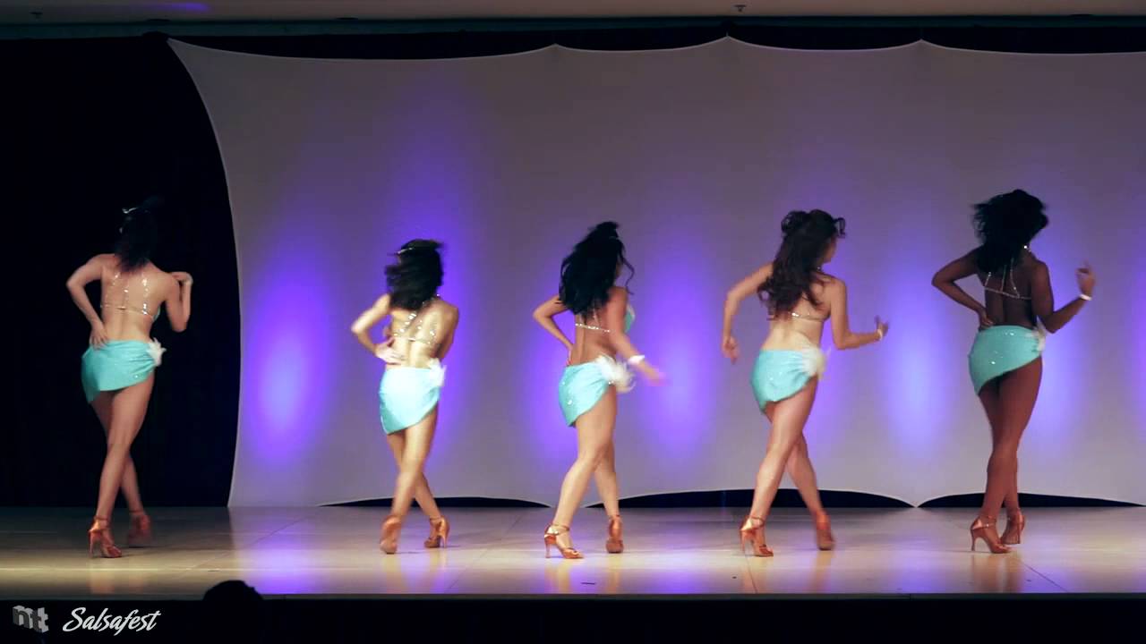 Calle Luna Ladies at the 2013 Philadelphia Salsafest