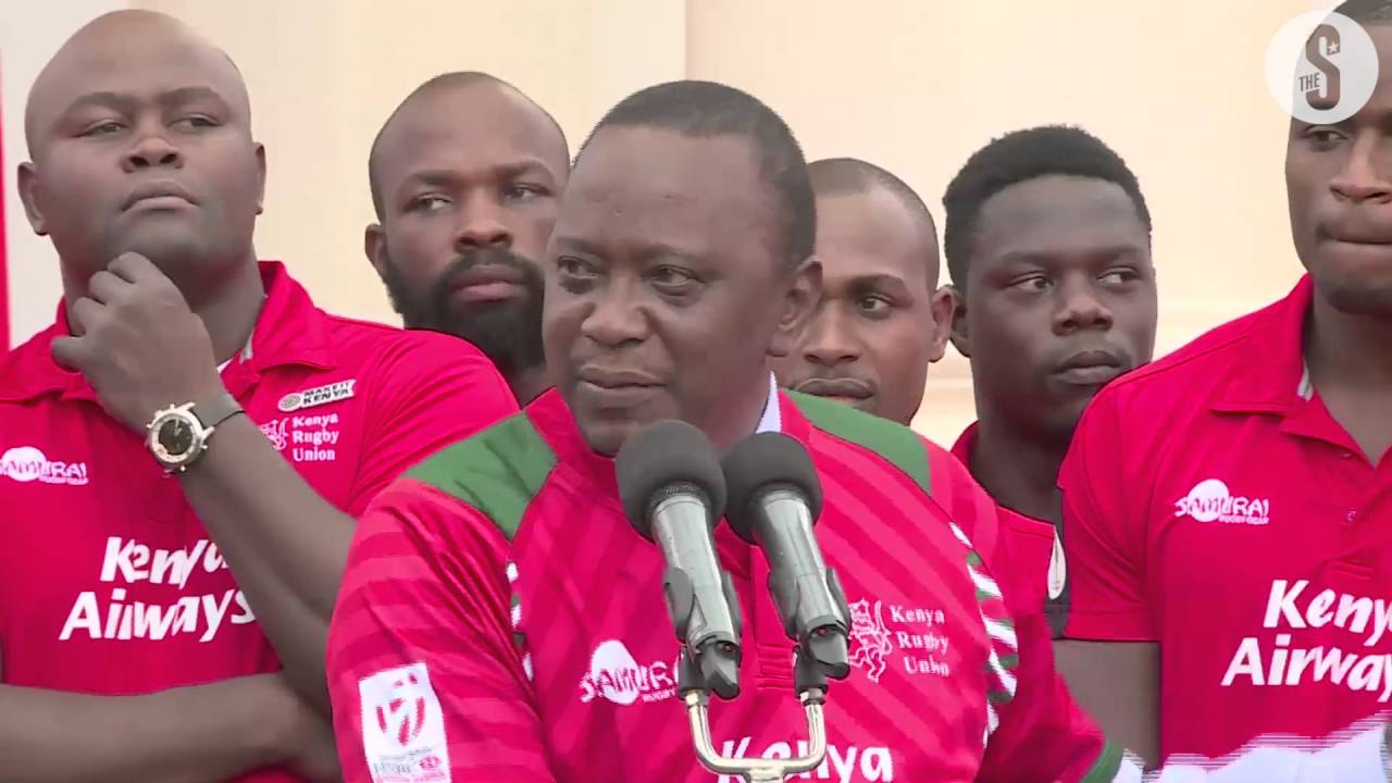 National Sevens Rugby team presents Uhuru with Singapore trophy