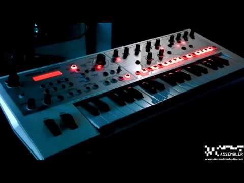 "Retro Wave" - New Song Demo w/ Roland JD-Xi | Assembler Sound Design