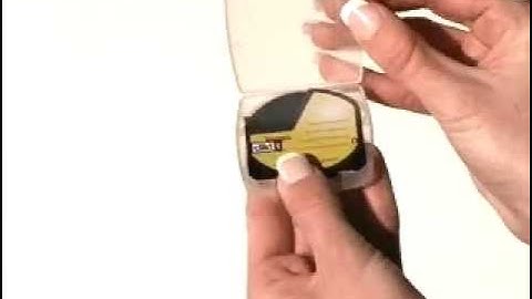 How to insert a iomega clik disk