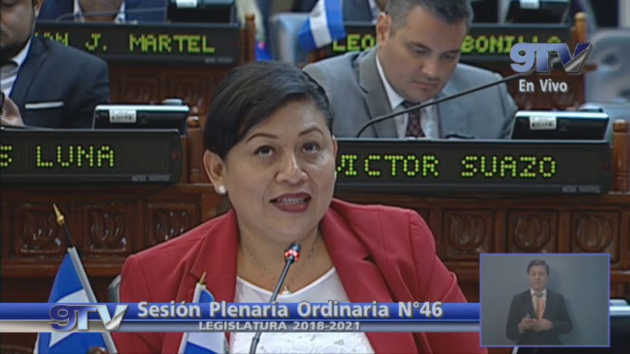 ELIZABETH GOMEZ elton john