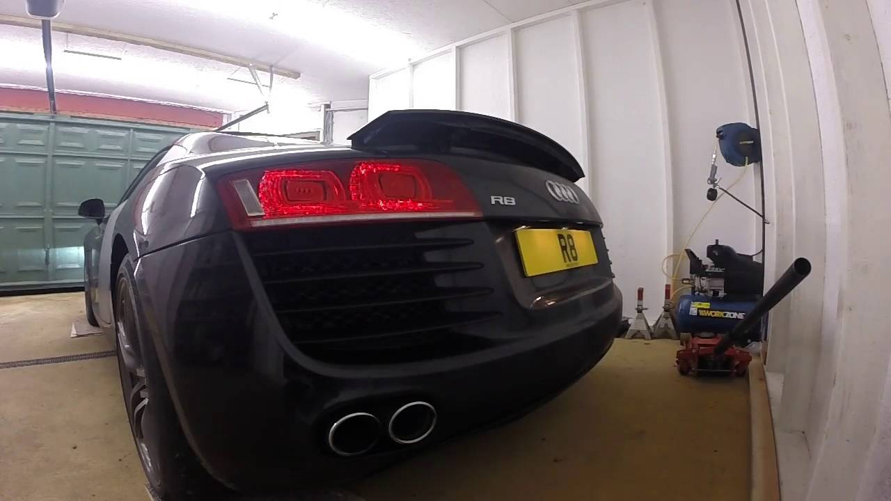 Audi R8 V8 4.2 - with Milltek Cat-Back Exhaust, Cold Startup and Revs - LOUD GoPro Video
