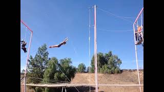 A layout with a return on the flying trapeze 