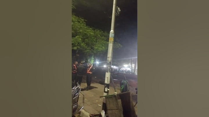 শহীদ মিনার থেকে আমি বলছি,,