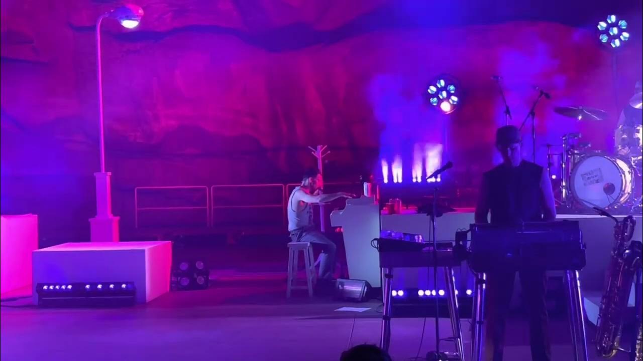 Bleachers I'm Ready to Move On/Wild Heart Reprise live at Red Rocks