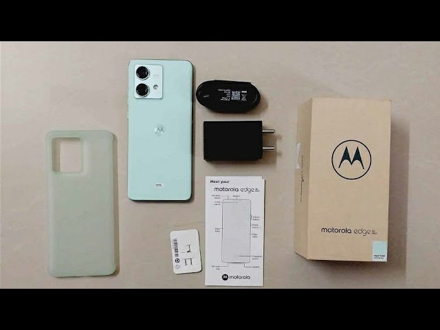 Motorola Edge 40 Neo Unboxing and First Impressions - Gizmochina