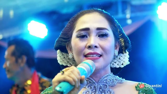 Jinsiy aloqani birinchi marta korish ogriqli.