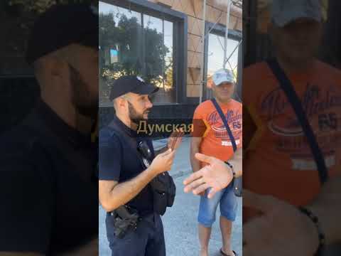 На Львовской незаконно установили дорожные знаки, теперь полицейские штрафуют водителей