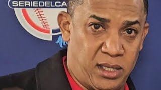 Octavio Dotel y las firmas de peloteros antes de los 18 años  en MLB