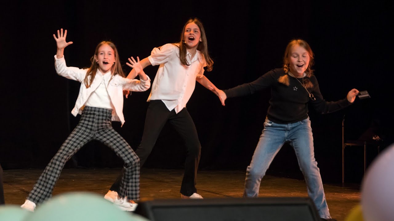 OŠ Jože Šurana Višnjan, Područna škola Vižinada: Pubertet na istrijanski | Mjuzikl, FDGS 2024.