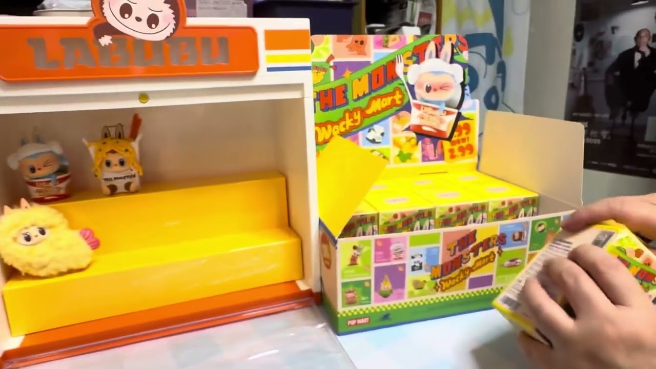 #PopMart #Labubu便利店系列 Unboxing 🎊🎉🎊🎉😃😃￼