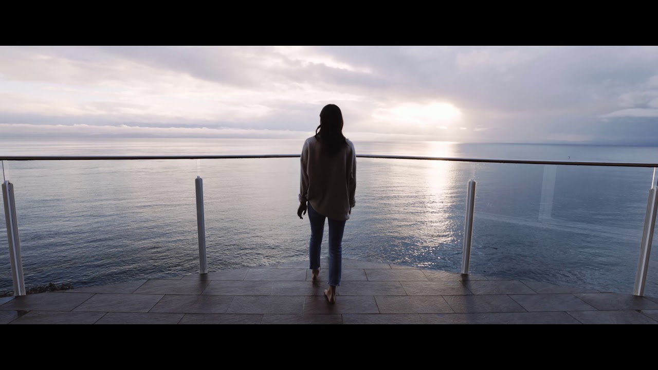 SookePoint Ocean Cottage Resort - YouTube