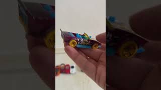 Crazy Cartoon Tuner! Hot Wheels Track Manga Showcase