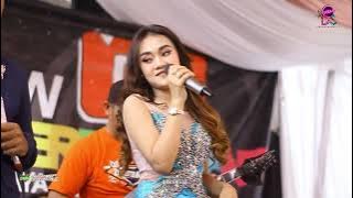 LIVE SHOW NEW DS - SIA SIA MENGHARAP CINTAMU- (SILVI NURHA)