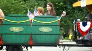 Choo Choo Train In The Shopiere Parade