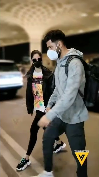 Katrina Kaif and Vicky Kaushal arrived at Mumbai airport from London assuming honeymoon
