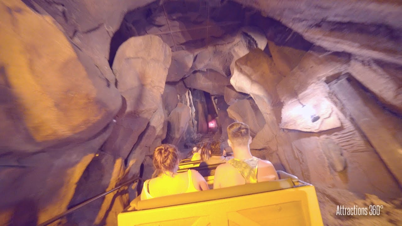 [4K] Big Thunder Mountain at Night - Magic Kingdom at Walt Disney World