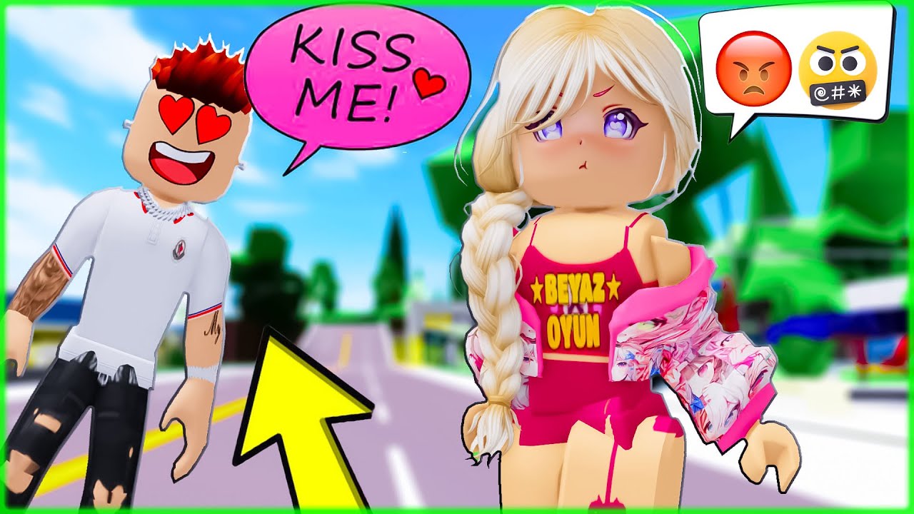 KORKUNÇ TAKİPÇİMİ EVİMİ GİZLİCE İZLERKEN YAKALADIM !? (Roblox Brookhaven 🏡Rp)