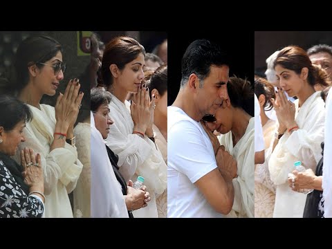 Sad News For Shilpa Shetty As Shilpa Shetty S Mother Is In Critical Condition Admitted To Hospital 