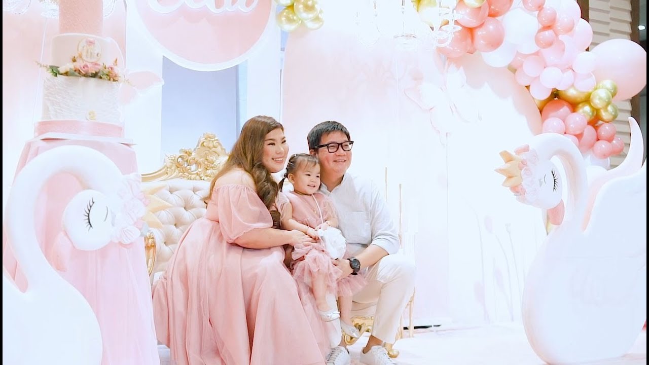 Ellie&rsquo;s 2nd Birthday Celebration! - YouTube