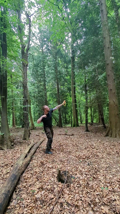 Slingshot Ariel Shots #catapult #bushcraftcamping #catapultshooting