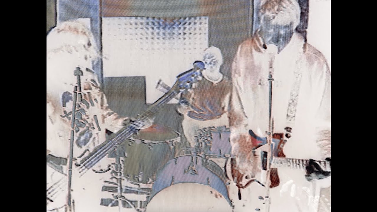 Ringing - incandescent (Official Video)