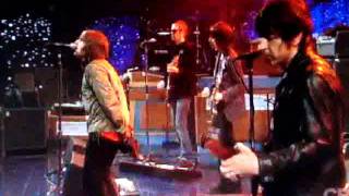 7. Beady Eye- Standing On The Edge Of The Noise Live On Letterman