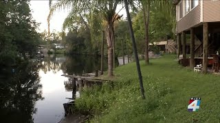 Clay prepares for flooding