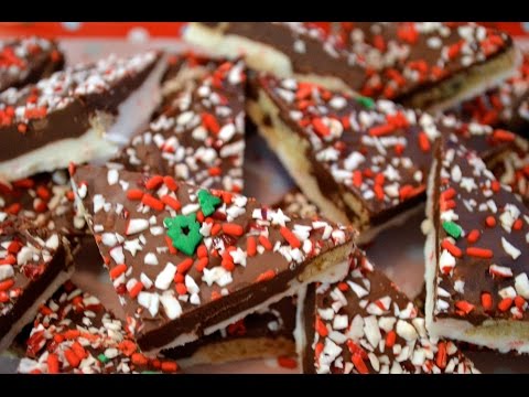 Peppermint Chocolate Chip Cookie Bark: Perfect Christmas Food Gift!!