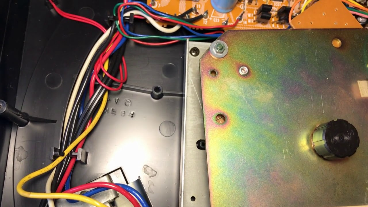 Lo-D HT-352  проигрыватель виниловых пластинок.