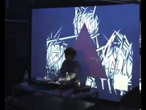 Anna Leiser, visuals by Lampenschirm @ RTS.FM Lounge, Academy of Fine Arts - 22.01.2011