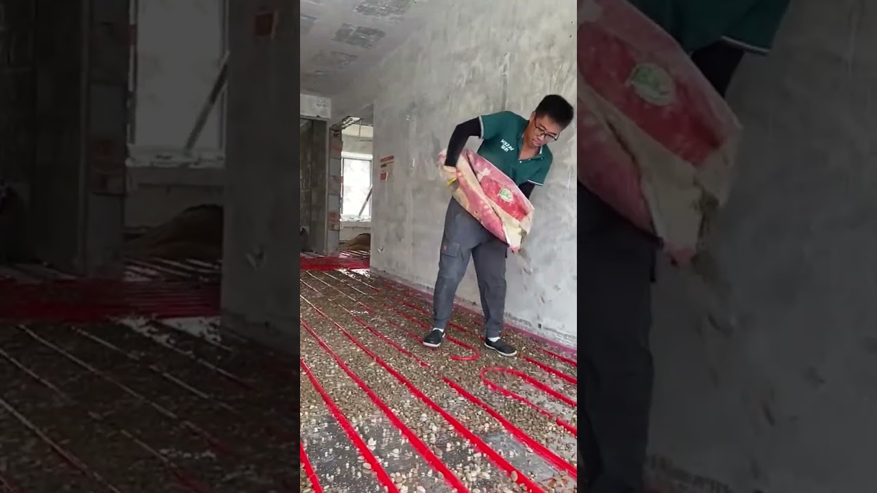 Indoor floor heating under construction