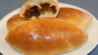 Stir Fried Onion Buns (සීනි සම්බල් බනිස්)