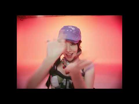 王霏霏 Fei - Eat That Cake MV