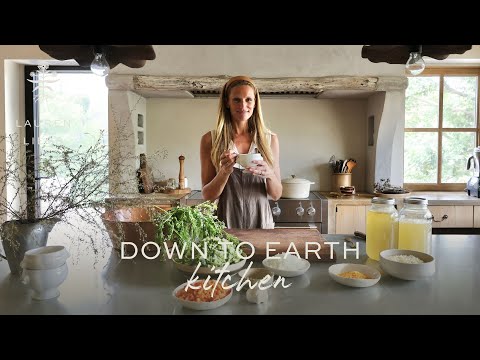 Broccoli Cheddar Soup Two Ways! (Panera Style + Gourmet Blend) thumbnail