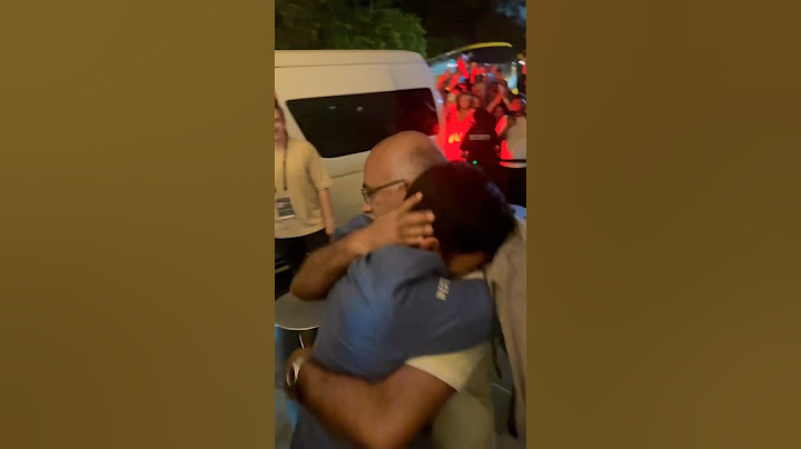 18-Year-Old Gukesh HUGS His FATHER After BECOMING YOUNGEST WORLD CHESS CHAMPION EVER