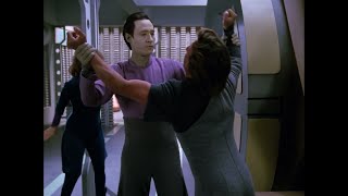 Star Trek  : TNG   -Tyrant Captor Provokes Data's Ethics