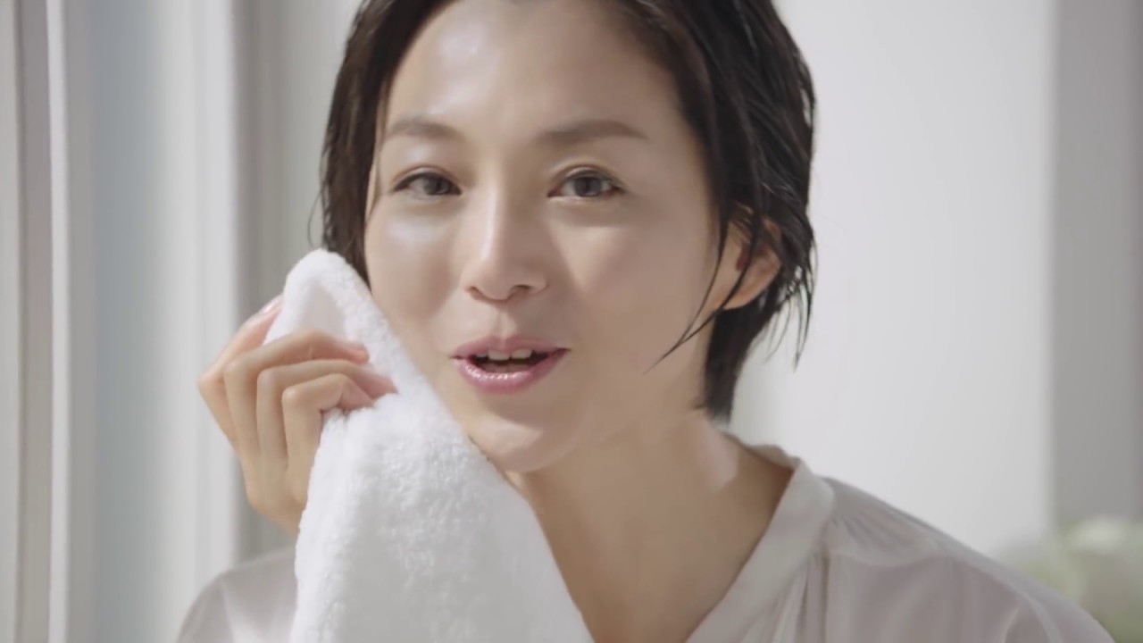 ソニー ビオレ おうちdeエステ ビオレ おうちdeエステ洗浄 CM 本上