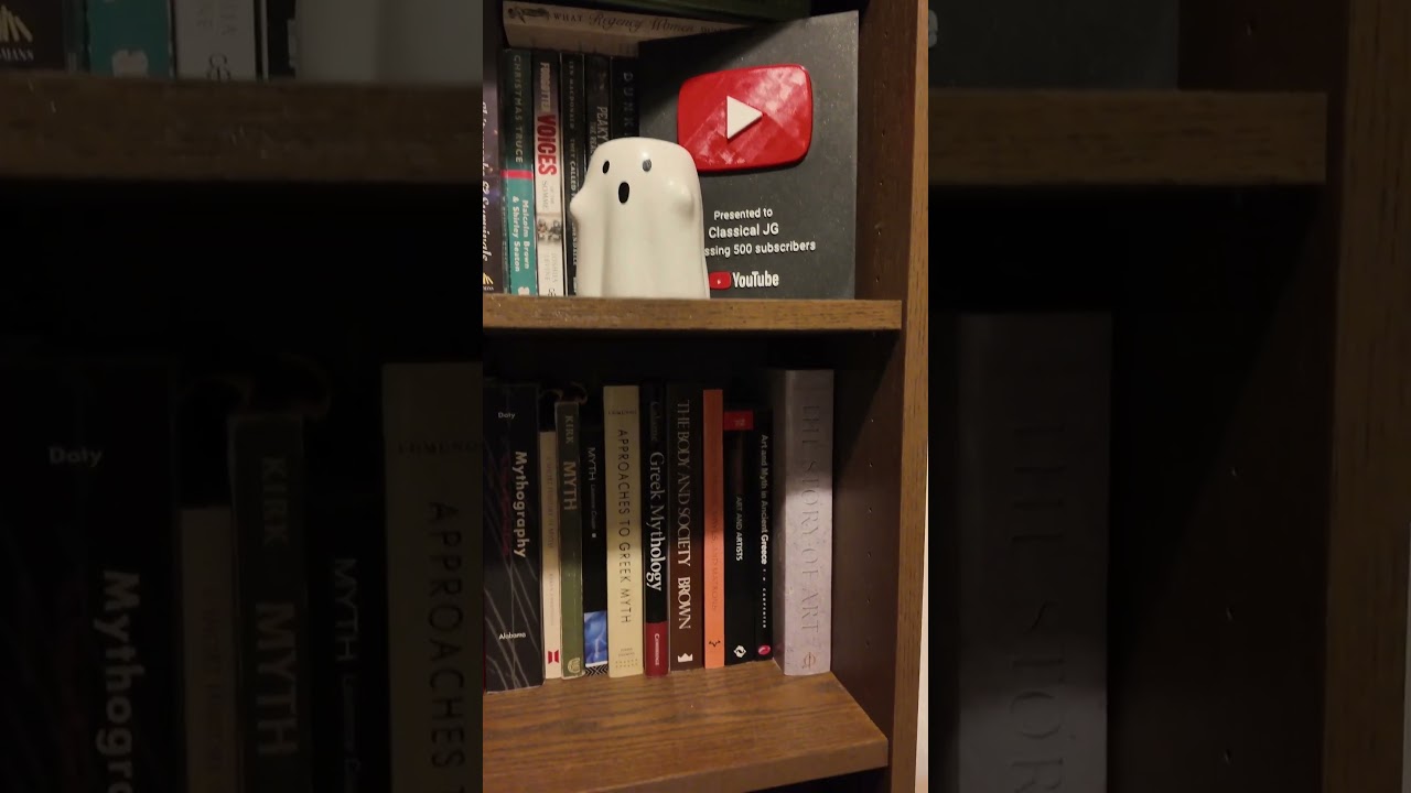 Приходите на экскурсию по моей личной библиотеке профессионального историка и писателя!