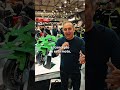 #shortvideo Una para la próxima Kill Bill: Kawasaki ZX-10RR a +300 km/h #eicma #kawasaki