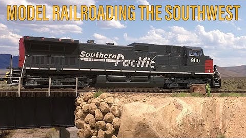 Building an HO Scale Model Railroad: Building Foam Scenery (02)