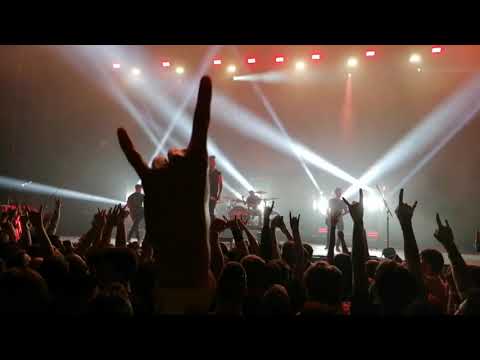 Papa Roach -