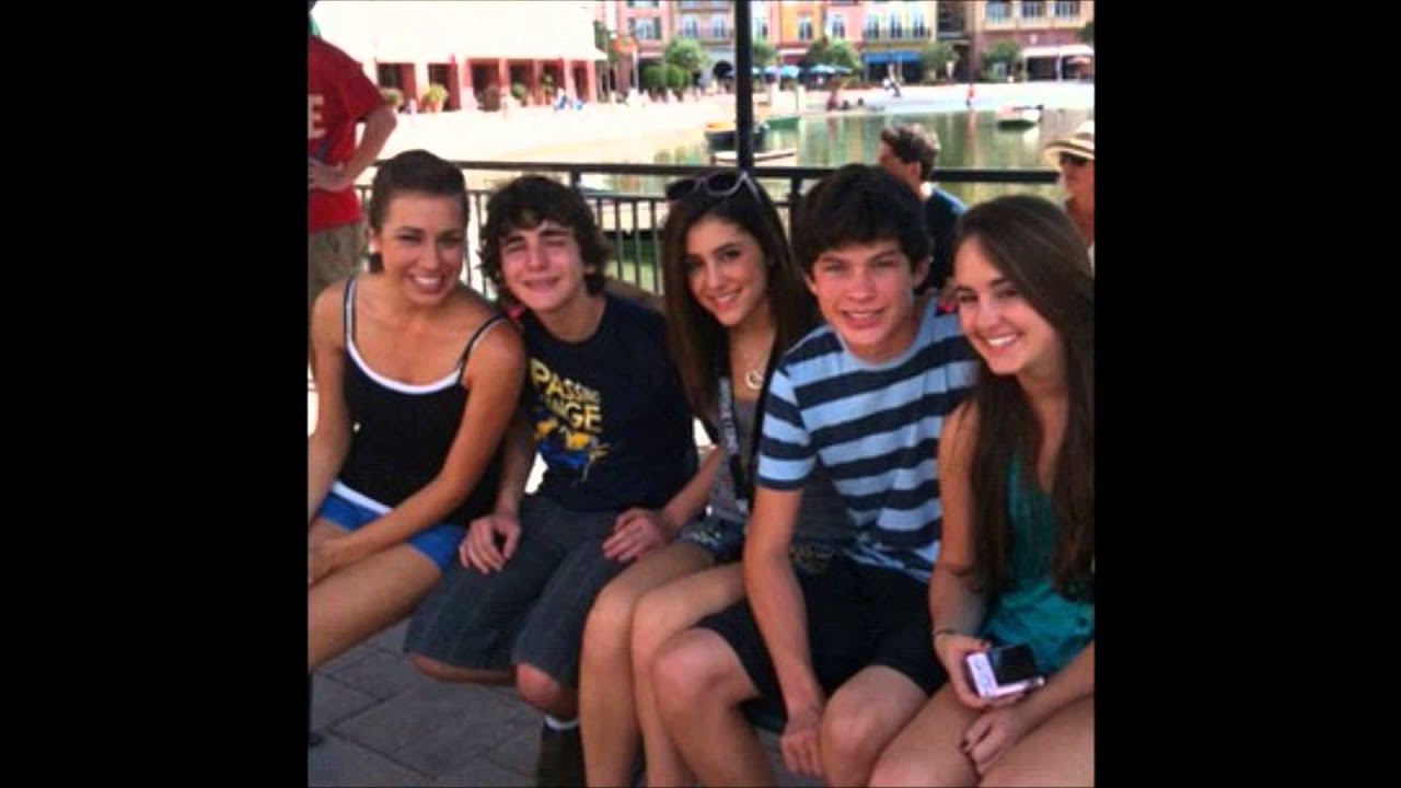 Rare Pictures of Ariana Grande