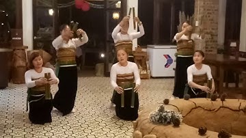 Điệu múa Thái Mường Khoong Xứ Thanh.